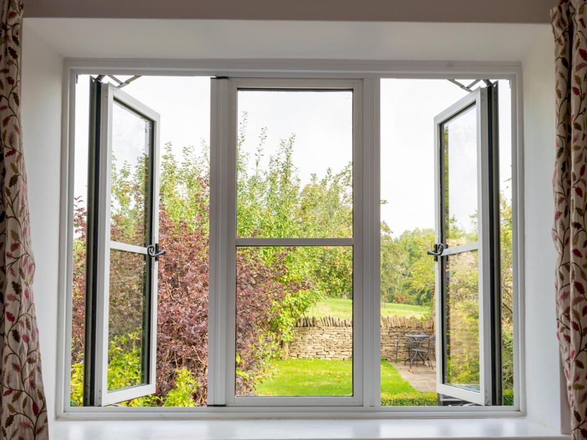 Pass The Keys Delightful 4 Bedroom Cotswold Character Cottage Челтенхам Экстерьер фото